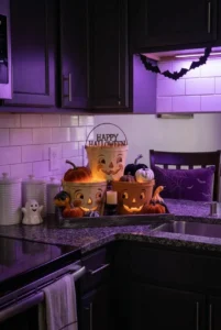 20 Halloween Kitchen Decor Ideas You’ll Want to Copy This October