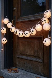 15 Easy Halloween Door Decorations for an Eye-Catching Entrance
